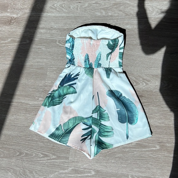 Tropical Romper - Picture 3 of 4